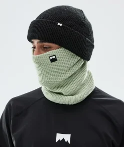 Classic Knitted 2022